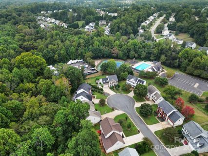 1437 Autumn Ridge Lane