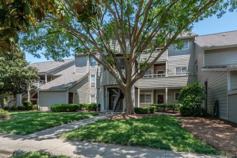2535 Stockbridge Drive B