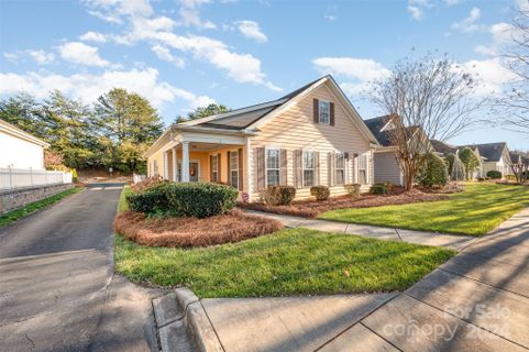 10105 Bishops Gate Boulevard sold home in The Cottages, Pineville, NC