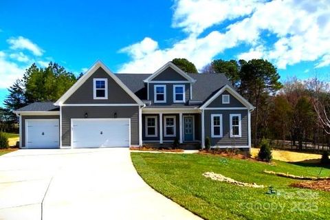 143 Dabbling Duck Circle sold home in Fairfax At Mallard Head, Mooresville, NC