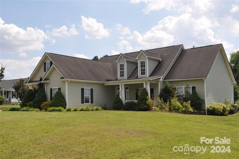 2505 Mintew Circle sold home in Lincoln Greens, Lincolnton, NC
