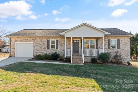 2505 Ashford Drive sold home in Greenfield, Newton, NC
