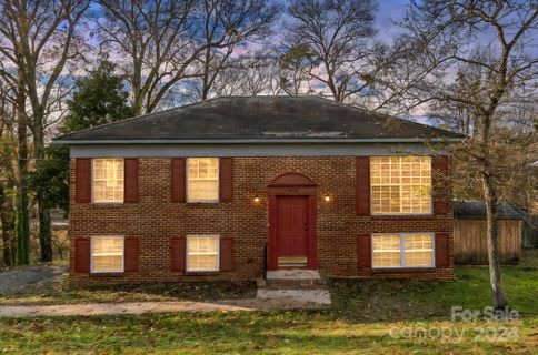 1426 Green Circle Drive sold home in Green Acres, Gastonia, NC
