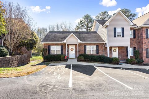 2222 15th Avenue sold home in Bradford Square, Hickory, NC