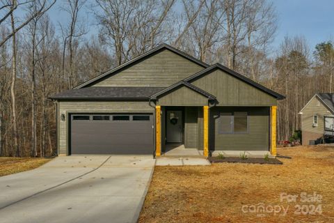 3433 Leaning Pine Drive sold home in The Woods, Lincolnton, NC