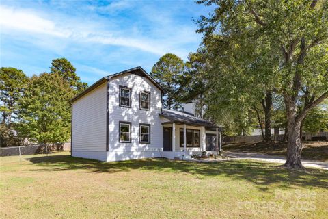 2400 Caswell Court sold home in Governors Square, Gastonia, NC