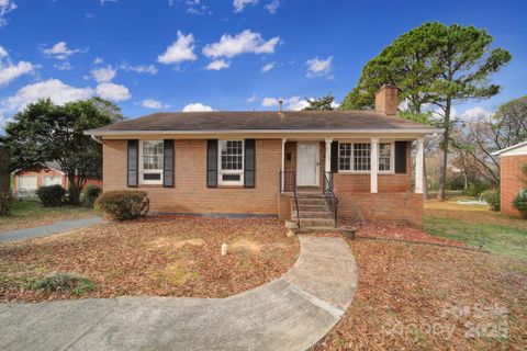 3147 Dawnshire Avenue sold home in Northwood Estates, Charlotte, NC