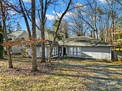 6613 Montezuma Trail