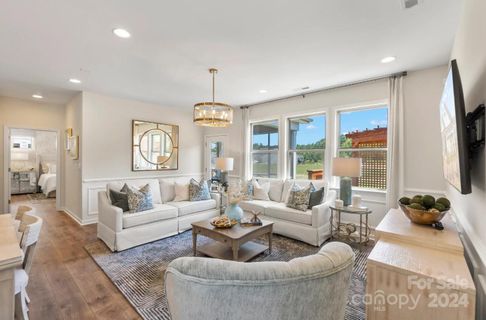 511 Sunharvest Lane