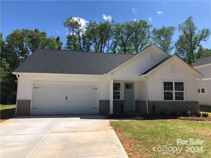 8207 Larkhaven Road sold home in Westbourne, Charlotte, NC