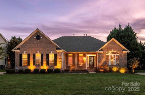 1108 Butterburr Drive sold home in Chestnut, Matthews, NC