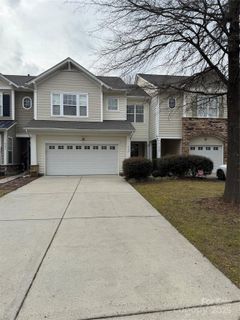6132 Pale Moss Lane