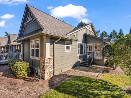 603 Fox Den Court