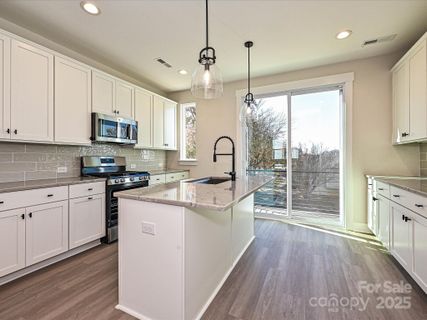 912 Callahan Street active home in Equinox, Charlotte, NC