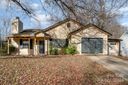 616 Cricketwood Lane sold home in Charlotte, SC