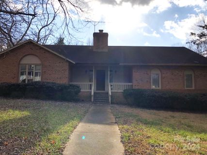 7221 Leaves Lane