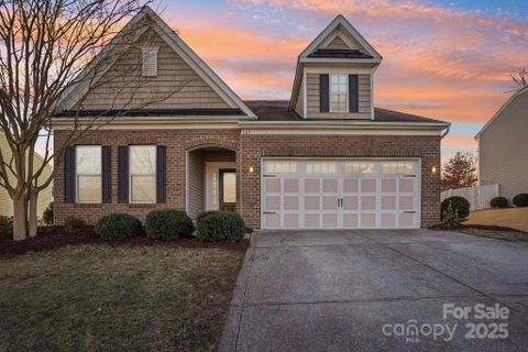 145 Chertsey Drive sold home in Wellesley, Mooresville, NC