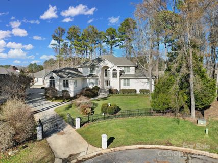 115 Amelia Lane sold home in Lake Norman Air Park, Mooresville, NC
