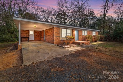 Previously sold for $195,900