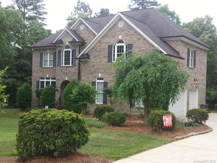 7954 Bay Pointe Drive