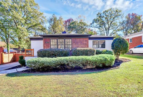 4605 General Pershing Drive