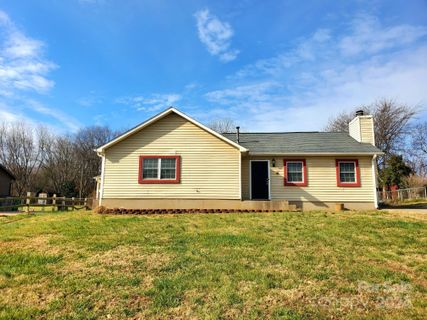 7306 Bramblewood Drive sold home in Yorkwood, Charlotte, NC