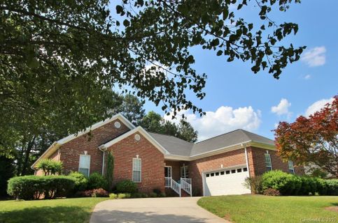 1763 Abbotsford Court