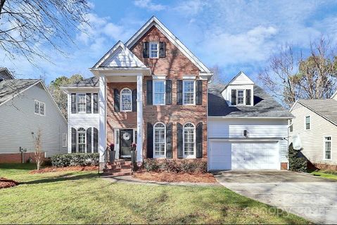 7219 Fortrose Lane sold home in Wilshire, Charlotte, NC