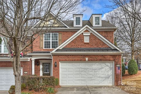 16806 Dunaverty Place sold home in The Enclave at Ardrey Kell, Charlotte, NC