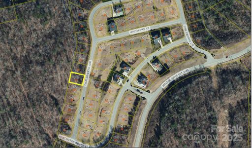 748 Chatsworth Circle 22