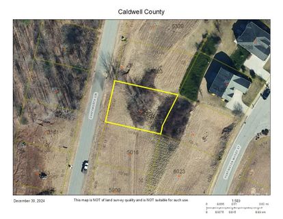 749 Chatsworth Circle active home in Huntington Woods North, Lenoir, NC
