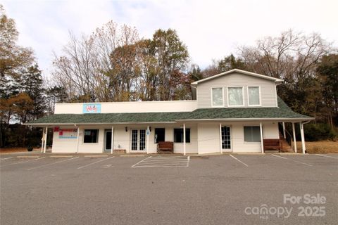 5400 E Highway 55 Highway