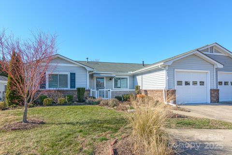 237 Dartcrest Drive sold home in Blue Ridge Villas, Hendersonville, NC