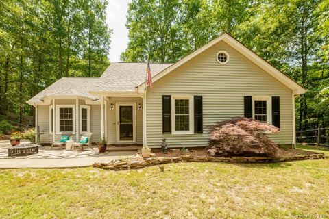7821 Maplewood Lane