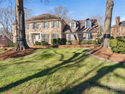 5222 Winding Brook Road sold home in Winding Brook, Charlotte, NC
