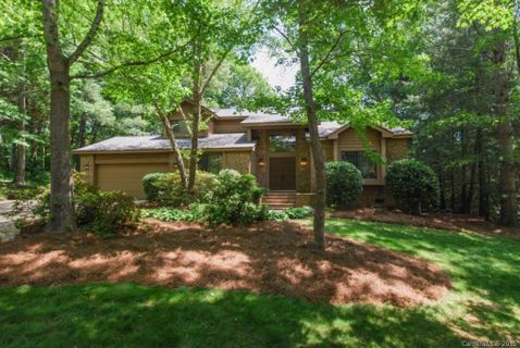 9562 Hunting Court