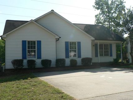 1480 Ridgewood Drive