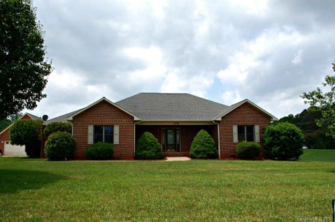 106 Seven Springs Loop