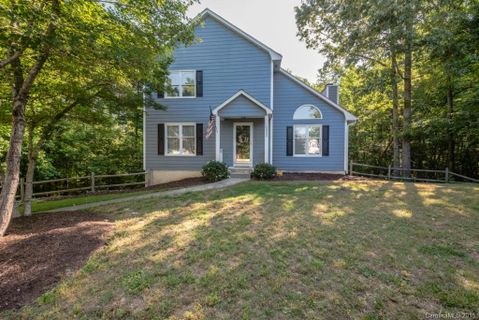 12056 Pelican Court