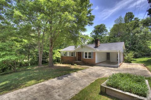 1214 North Hills Lane