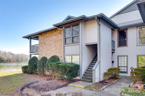 5843 Harris Grove Lane sold home in Harris Lake, Charlotte, NC