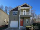 131 High Bluff Circle sold home in Mooresville, SC
