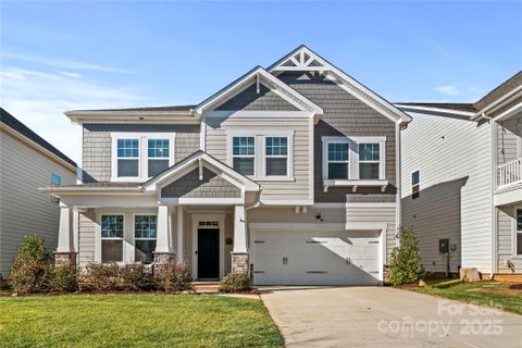 1017 Davona Dale Lane