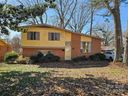 1608 Carfax Drive sold home in Charlotte, SC