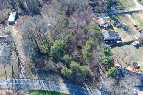 320 Fairgrove Church Road