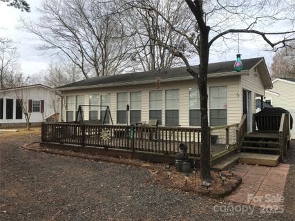 135 137 Indian Harbor Trail pending home in Twin Harbor, Mount Gilead, NC