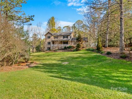 10 Meadow Brook Drive sold home in Meadowood, Fletcher, NC