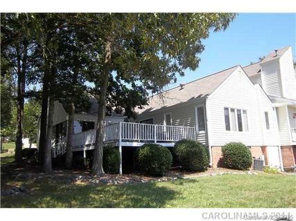 301 Eastwood Drive unit 301