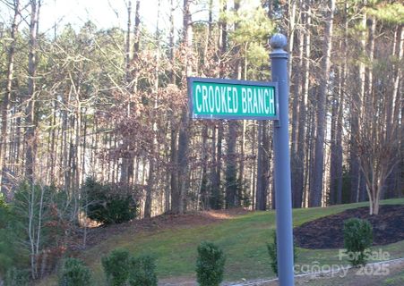 104 Crooked Branch Way