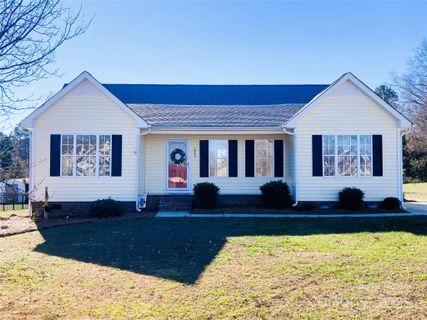 623 Faith Street sold home in Victoria Place, Oakboro, NC